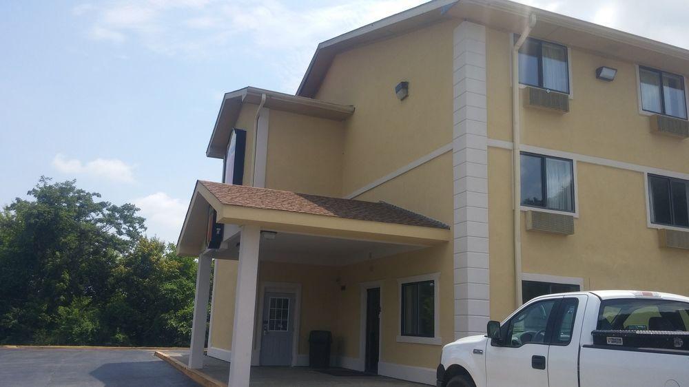 Super 8 By Wyndham Chattanooga Lookout Mountain Tn Exterior photo